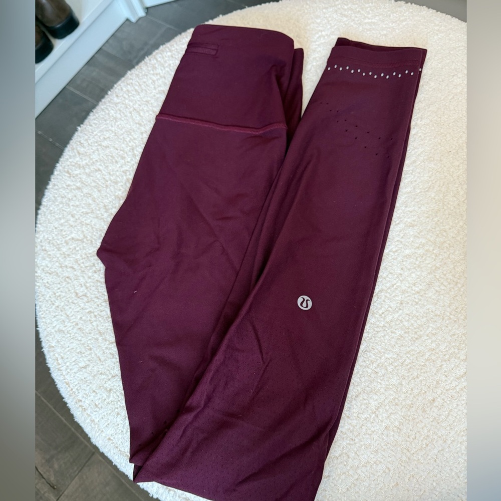 Lululemon In Focus run tight leggings